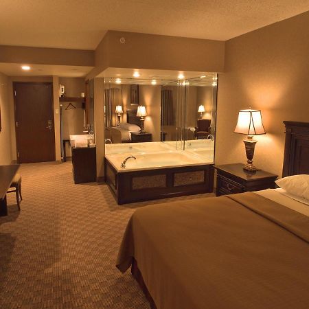 Salvatores Grand Hotel Williamsville Extérieur photo