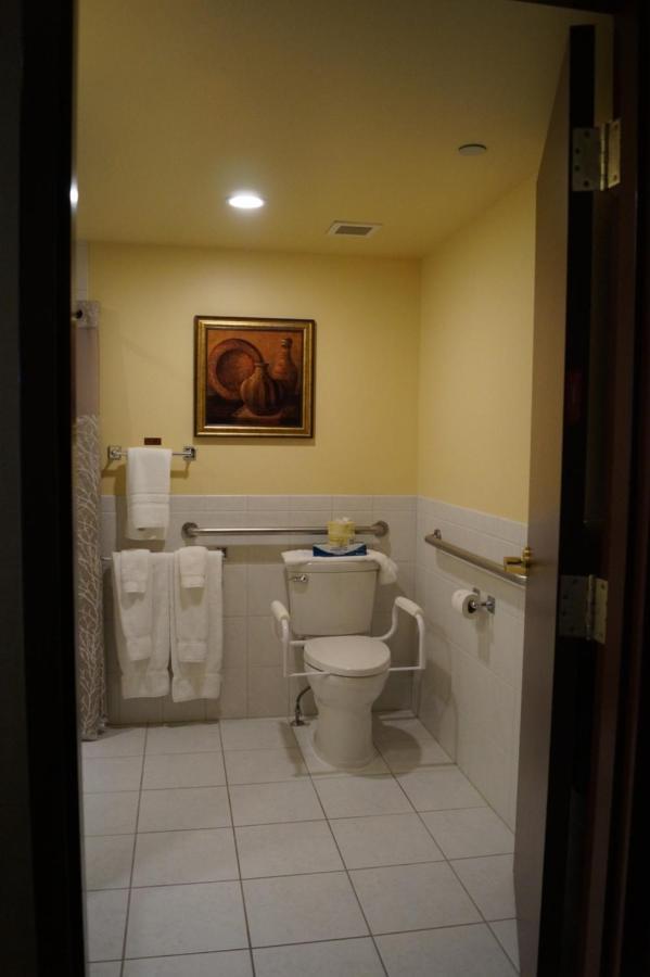 Salvatores Grand Hotel Williamsville Extérieur photo